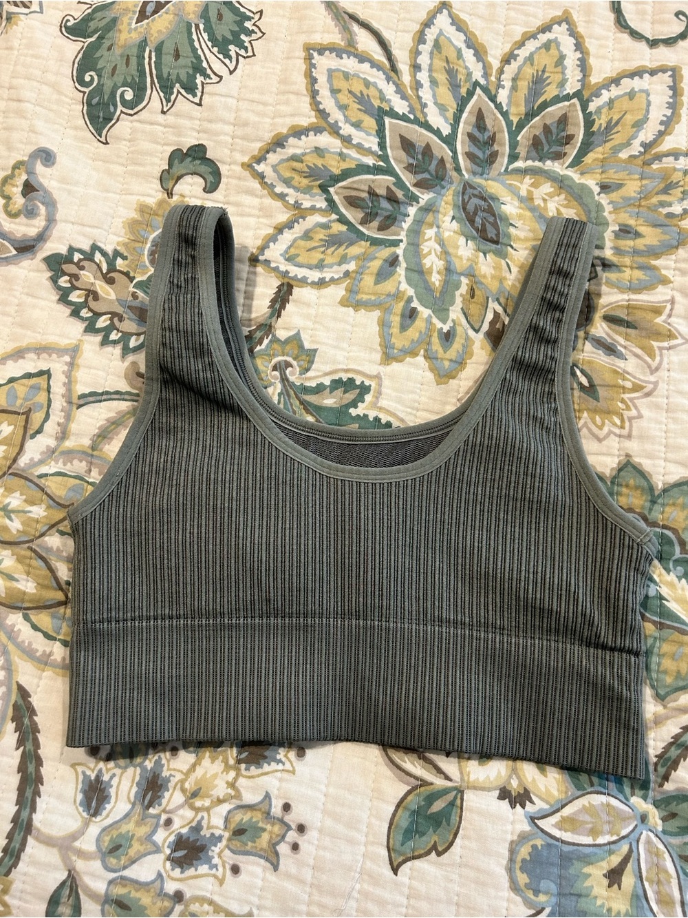 GOOD AMERICAN Ribbed Active Set - Picture 3 of 8